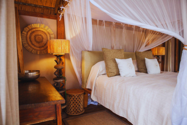 Deluxe South Luangwa & Livingstone (7)