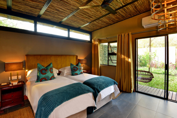 Deluxe South Luangwa, Lower Zambezi & Livingstone (7)